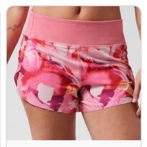 Athleta 3.5” Printed Run Shorts